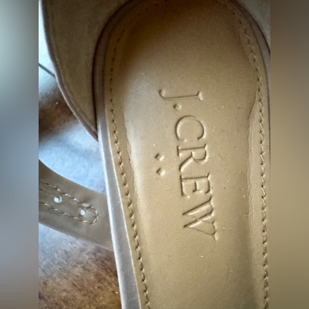 J Crew Tan Patent Kitten Heel Sandals, size 7.5 - Picture 2 of 9